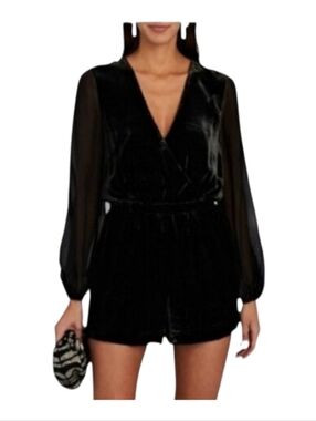 INTERMIX Black Velvet Romper Blouson Sleeve Evening Party Size 0 NWT Sexy Dressy